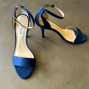 Navy blue satin heels by Nina